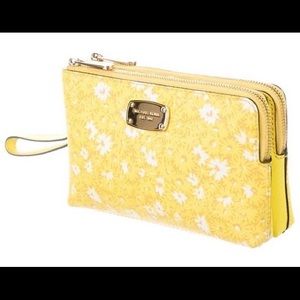 Michael Kors Clutch